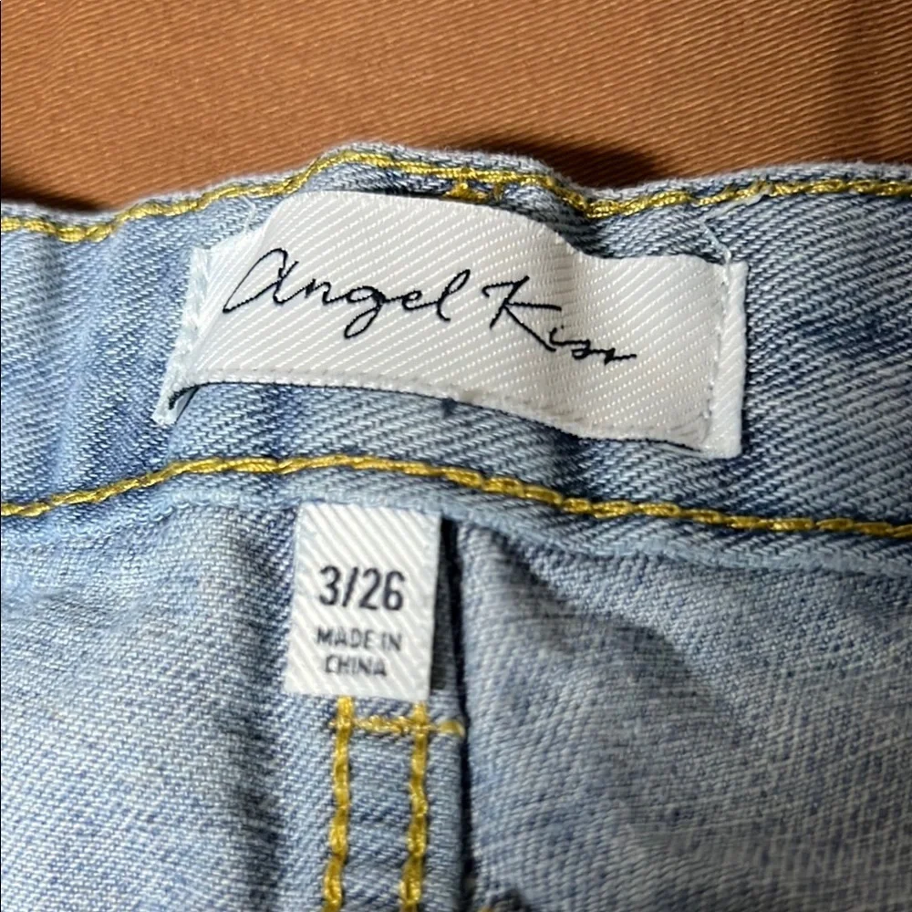 Angel Kiss women Blue Straight Leg Jeans with Floral Embroidery - Picture 7 of 8